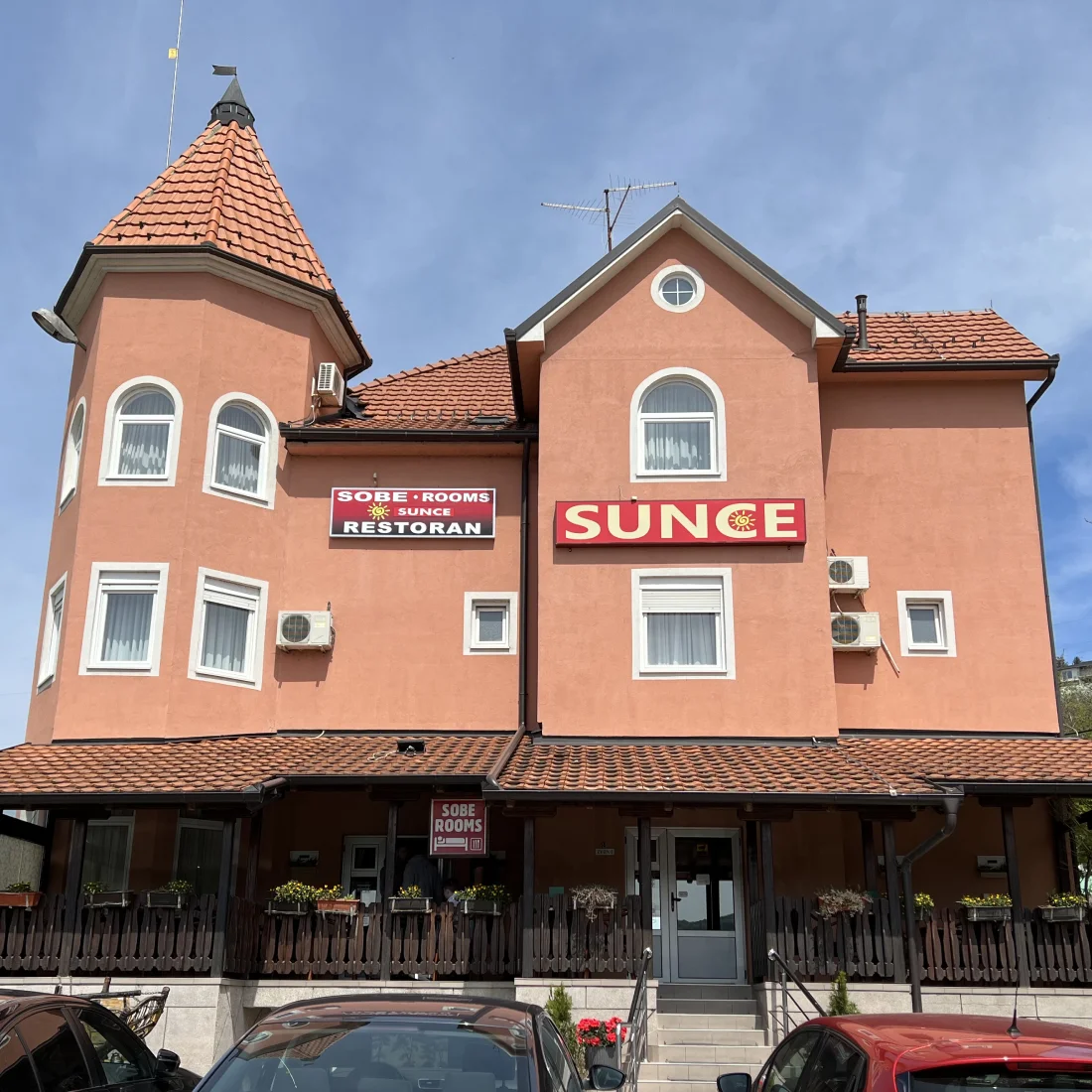 Restoran Sunce - nadaleko poznata domaćinska hrana Restoran Sunce - nadaleko poznata domaćinska hrana